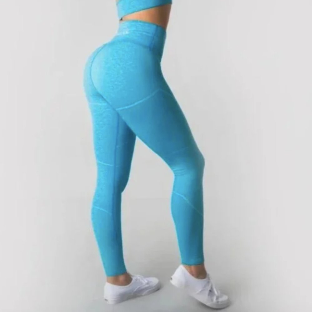 Alphalete Revival R6 Leggings in Cayman Blue - size small